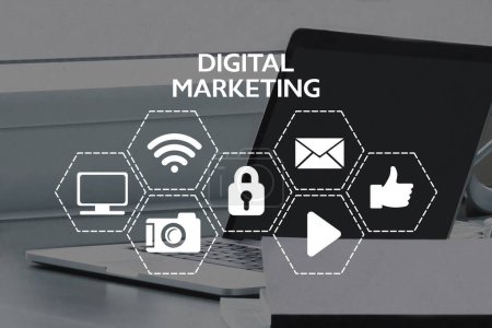 Téléchargez les photos : Marketing numérique, marketing en ligne et concept de marketing Internet - en image libre de droit