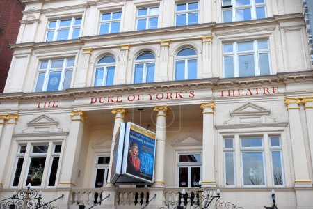 Téléchargez les photos : Londres, Royaume-Uni - 27 mars 2021 : Le Duke of York's Theatre, un théâtre du West End à St Martin's Lane, dans la ville de Westminster, Londres. - en image libre de droit