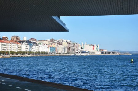Téléchargez les photos : Santander, Cantabrie, Espagne - 10 octobre 2019. Centre Botin, Musée d'art culturel Centro Botin conçu par Renzo Piano. Photo de haute qualité - en image libre de droit
