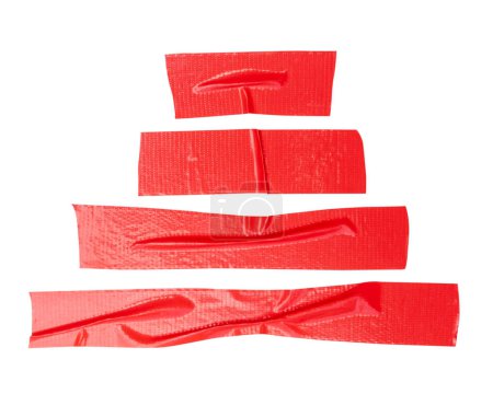 Set von runzeligem rotem Klebeband oder Stoffband in Streifenform ist isoliert auf weißem Hintergrund mit Clipping-Pfad.