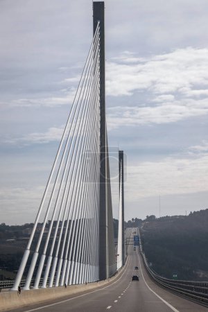 Autobahn A4 Transmontana, Detail der Brücke über den Fluss Corgo, Vila Real, Portugal.