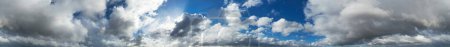 Foto de Vista diurna del cielo nublado sobre la ciudad - Imagen libre de derechos