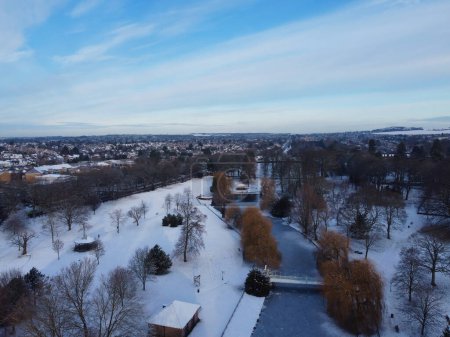 Foto de Áreas de Alto Ángulo de Wardown Public Park en el Día de Invierno - Imagen libre de derechos