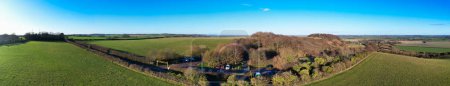 Foto de Magnífica vista aérea del paisaje británico y la campiña de Inglaterra - Imagen libre de derechos