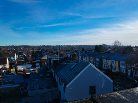 Foto de Vista aérea de casas y cielo azul - Imagen libre de derechos