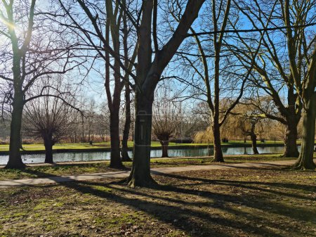Téléchargez les photos : Belle vue sur le parc public de Bedford - en image libre de droit