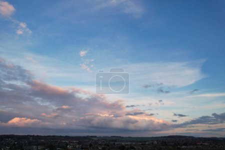 Foto de Orange Clouds During Sunset - Imagen libre de derechos