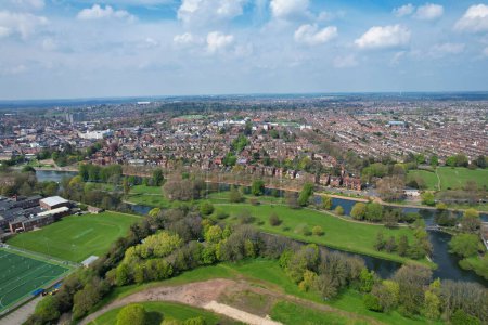 Téléchargez les photos : Central Bedford City, Angleterre, Grande-Bretagne - 23 avril 2023 : Vue aérienne de Central Bedford City - en image libre de droit