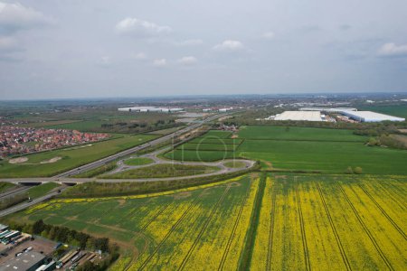 Foto de Bedford, Inglaterra, Reino Unido - 22 de abril de 2023: British Countryside Farms - Imagen libre de derechos