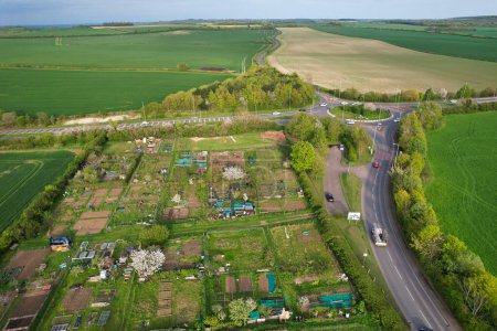Téléchargez les photos : Streatley Village, Angleterre, Royaume-Uni - 2 mai 2023 : Paysage panoramique de la campagne anglaise - en image libre de droit