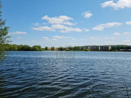 Foto de View of Caldecotte Lake Park, Milton Keynes, Inglaterra, Reino Unido - Imagen libre de derechos