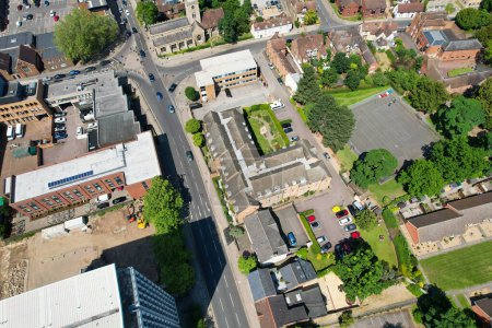 Téléchargez les photos : BEDFORD, ANGLETERRE, RU - 27 MAI 2023 : Vue aérienne de la ville de Bedford - en image libre de droit