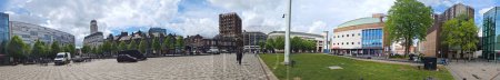 Téléchargez les photos : Vue panoramique sur le côté extérieur du centre commercial à Central Luton ville d'Angleterre au Royaume-Uni. 5 mai 2023 - en image libre de droit
