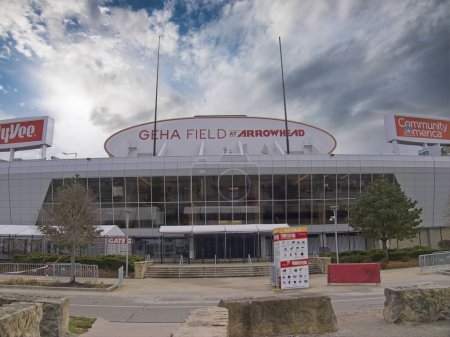 Téléchargez les photos : Kansas City, Missouri - décembre 28, 2023 : Terrain GEHA au Stade Arrowhead - KC Chiefs Football - en image libre de droit