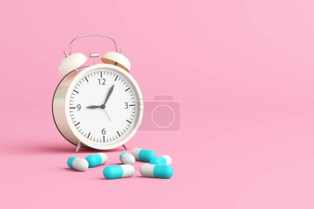 Téléchargez les photos : Réveil avec capsules étalées sur le fond rose. Les soins de santé vous rappellent de prendre votre médicament à temps, en prenant des somnifères, une pharmacie, des suppléments ou des vitamines. Illustration 3D. - en image libre de droit