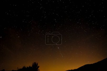 Téléchargez les photos : Étoiles dans le ciel, nature - en image libre de droit