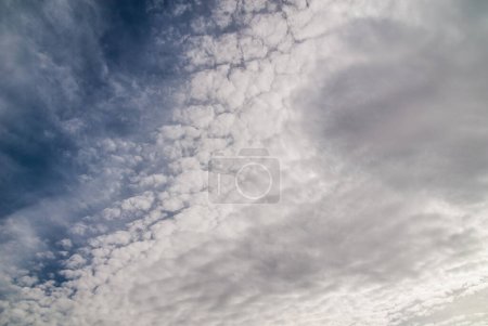 Foto de Hermoso cielo y nubes - Imagen libre de derechos