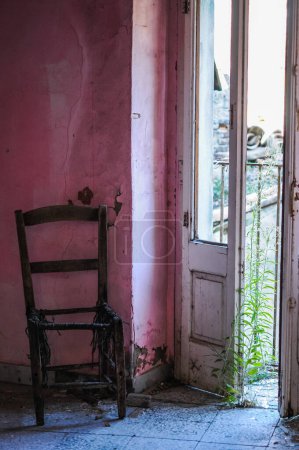 Photo for Old abandoned house in the city - Royalty Free Image