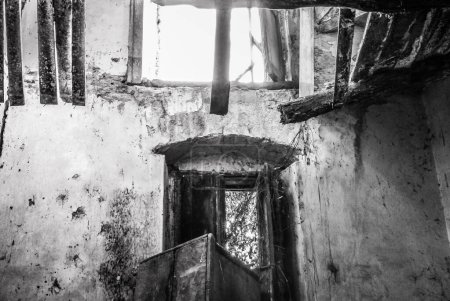 Foto de Abandoned country house,  interior - Imagen libre de derechos