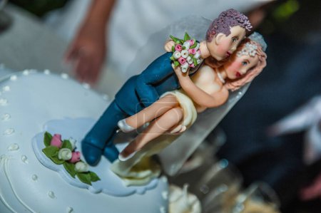 Téléchargez les photos : La décoration du gâteau de mariage - en image libre de droit