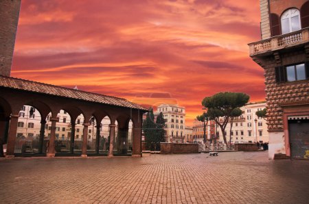 Foto de Argentina tower Rome, riuns roman empire - Imagen libre de derechos