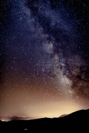 Foto de Hermosa manera de leche en el cielo nocturno - Imagen libre de derechos