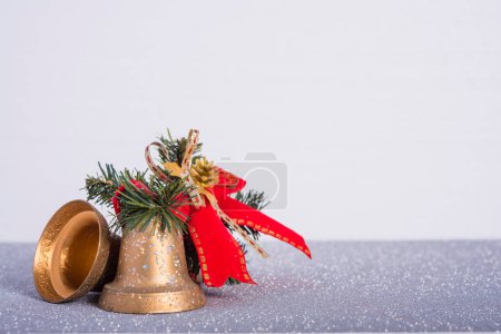 Foto de Navidad neutral fondo decoraciones campanas - Imagen libre de derechos