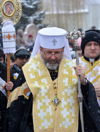 Foto de Chortkiv - Ternopil - Ucrania - 4 de febrero de 2023. El Jefe de la UGCC, Su Beatitud el Patriarca Sviatoslav, visitó la Catedral de Chortkov con una visita pastoral. - Imagen libre de derechos