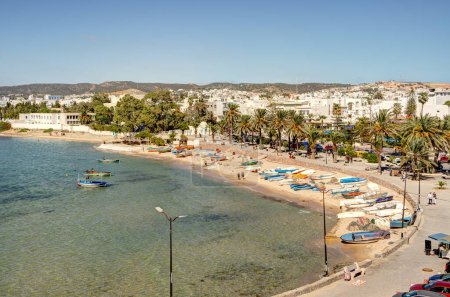 Téléchargez les photos : Hammamet, Tunisie - Octobre 2022 : Belle vue sur le centre-ville historique - en image libre de droit