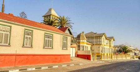 Téléchargez les photos : Swakopmund, Namibie - Février, 2023 : Centre-ville historique en hiver, HDR Image - en image libre de droit