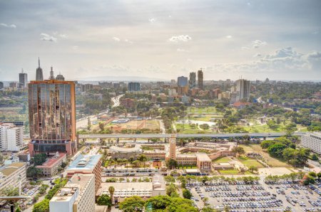 Téléchargez les photos : Nairobi, Kenya - Janvier 2022 : Repères par temps ensoleillé, HDR Image - en image libre de droit
