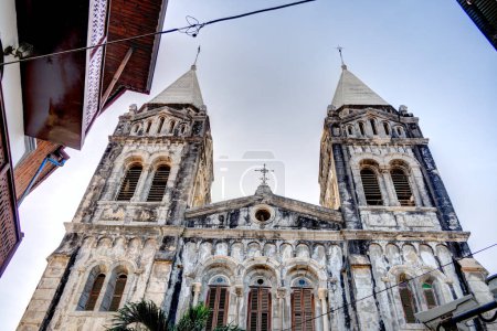 Téléchargez les photos : Stone Town, Zanzibar, Tanzanie - Janvier 2023 : Repères historiques par temps ensoleillé - en image libre de droit