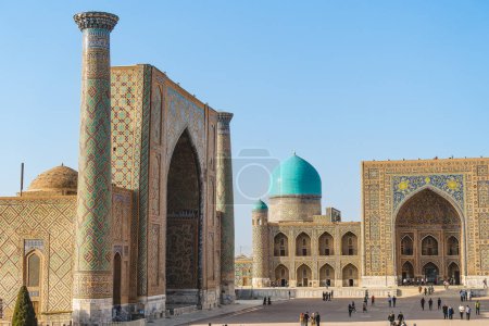 Photo for Samarkand, Uzbekistan - November 2022: View on historical landmarks in autumn - Royalty Free Image