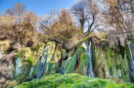 Téléchargez les photos : Vue panoramique du parc naturel Monasterio de Piedra, Espagne - en image libre de droit