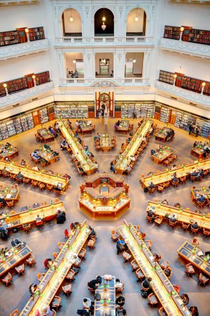 Téléchargez les photos : Melbourne, Australie - 1er août 2023 : Victoria Library interior, HDR Image - en image libre de droit