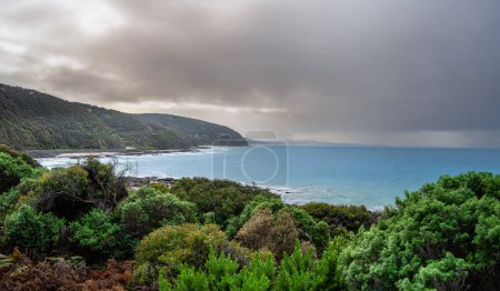 Téléchargez les photos : Great Ocean Road landscape, Victoria, Australie - en image libre de droit