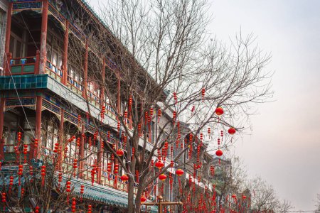 Téléchargez les photos : Pékin, Chine - 1er février 2019 : Vue sur le centre-ville historique avec des bâtiments anciens - en image libre de droit