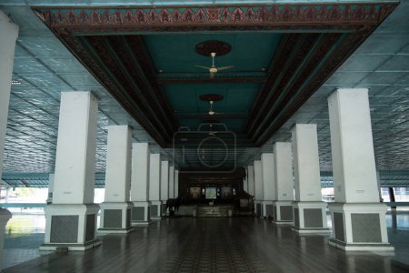 Téléchargez les photos : Surakarta, Indonésie - 2 juillet 2023 : Repères historiques de la ville en été, HDR Image - en image libre de droit