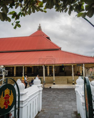Foto de Yogyakarta, Indonesia - 1 de julio de 2023: Centro histórico de la ciudad con clima nublado, HDR Imagen - Imagen libre de derechos