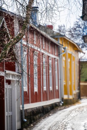 Foto de Rauma, Finlandia - 1 de febrero de 2023: Centro histórico en invierno, HDR Imagen - Imagen libre de derechos