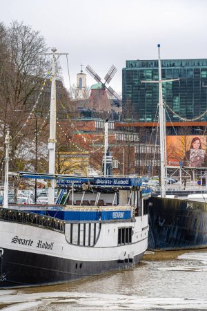 Foto de Turku, Finlandia - 1 de marzo de 2023: Monumentos históricos de la ciudad en invierno, HDR Imagen - Imagen libre de derechos