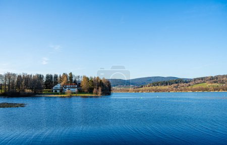 Foto de Horni Plana, República Checa - 1 de marzo de 2023: Bosque de Bohemia y Lago Vltava en primavera, HDR Imagen - Imagen libre de derechos