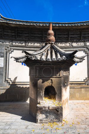 Téléchargez les photos : Dali, Chine - 1 décembre 2023 : Vieille ville par temps ensoleillé, HDR Image - en image libre de droit