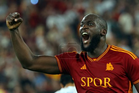 Photo for Rome, Italy 17.09.2023: Romelu Lukaku of Roma celebrate score at end of the Italy Serie A TIM 2023-2024 football match day 4, between AS Roma vs Empoli FC at Olympic Stadium in Rome. - Royalty Free Image