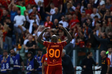 Photo for Rome, Italy 22.10.2023: Romelu Lukaku of Roma celebrate goal in  the Italy Serie A TIM 2023-2024 football match day 9, between AS Roma vs AC Monza at Olympic Stadium in Rome. - Royalty Free Image