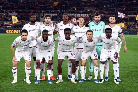 Photo for Rome, Italy 10.12.2023: Fiorentina team photo before the Italy Serie A TIM 2023-2024 football match day 15, between AS ROMA vs AFC FIORENTINA  at Olympic Stadium in Rome. - Royalty Free Image