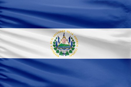 Foto de Bandera de El Salvador se representa en un tejido de punto deportivo con pliegues. - Imagen libre de derechos