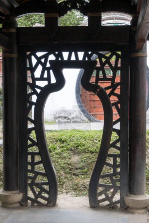 Foto de Jarrón en forma de puerta en Lin An Tai Historical House, Taipei, Taiwán. - Imagen libre de derechos