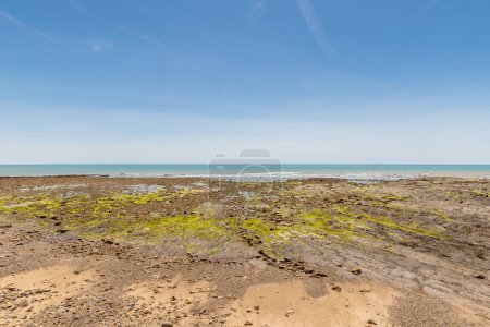 vista de la playa de La Mine en Jard sur Mer, Francia en un día de verano, Vendee, Francia