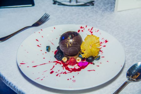Téléchargez les photos : Photographie culinaire Dessert art, prise de vue sélective avec une faible profondeur de champ. - en image libre de droit